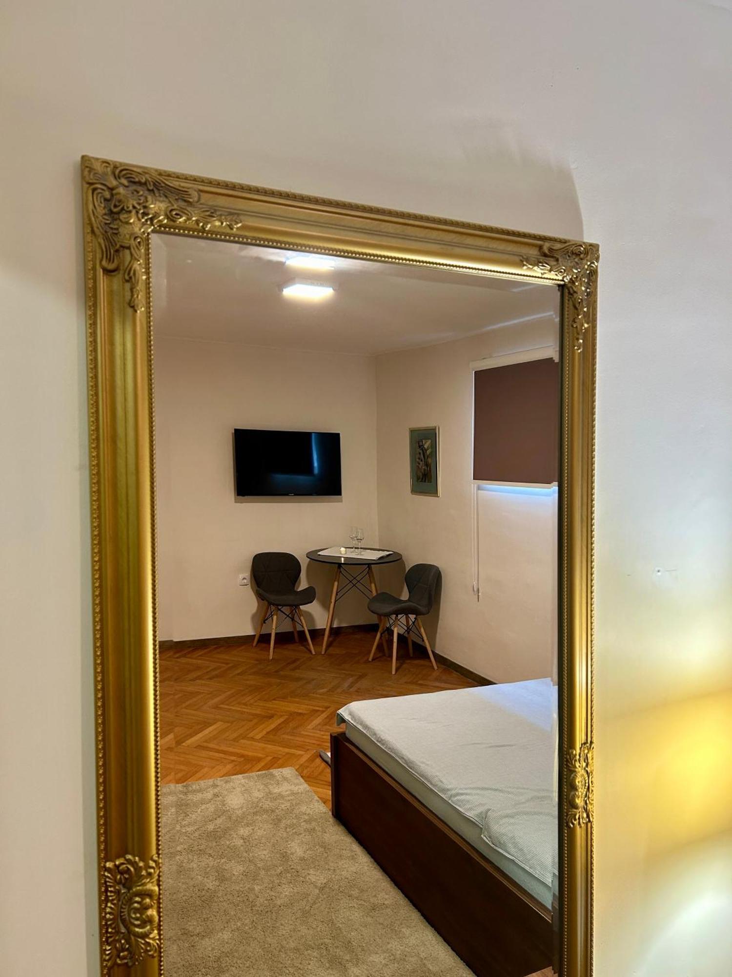 Dorcoleta Apartment Белград Екстериор снимка